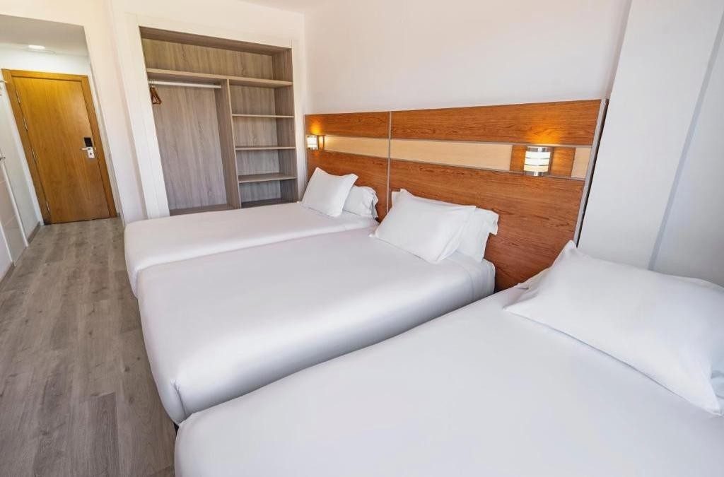 ¡Piérdete por Santiago! La escapada gallega perfecta - Hotel Faranda Los Tilos, Ascend Hotel Collection