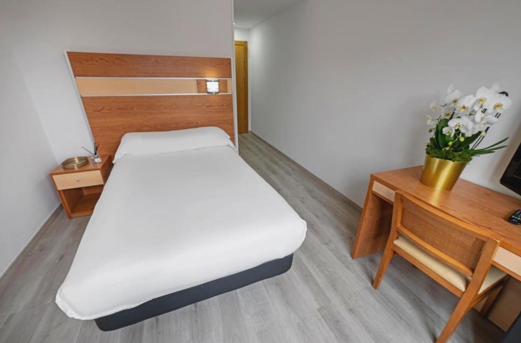 ¡Piérdete por Santiago! La escapada gallega perfecta - Hotel Faranda Los Tilos, Ascend Hotel Collection