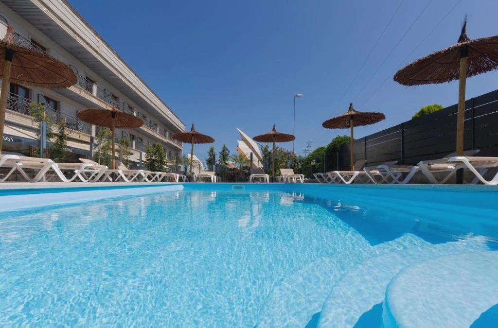 Rías Baixas Getaway: Tui & Cíes Islands Included