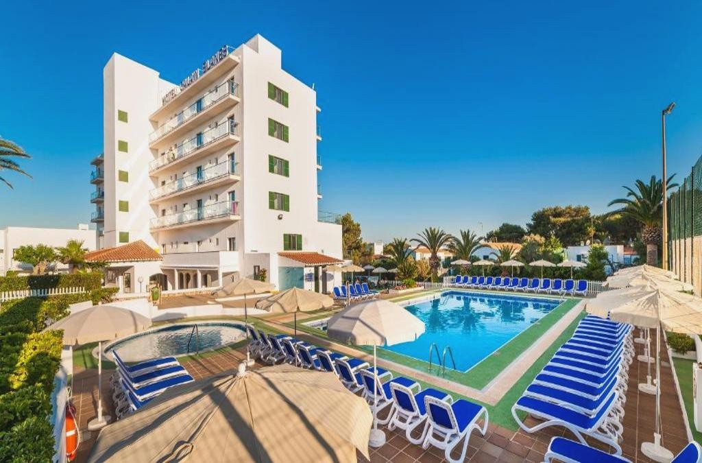 Last-Minute all-inclusive stay in Menorca