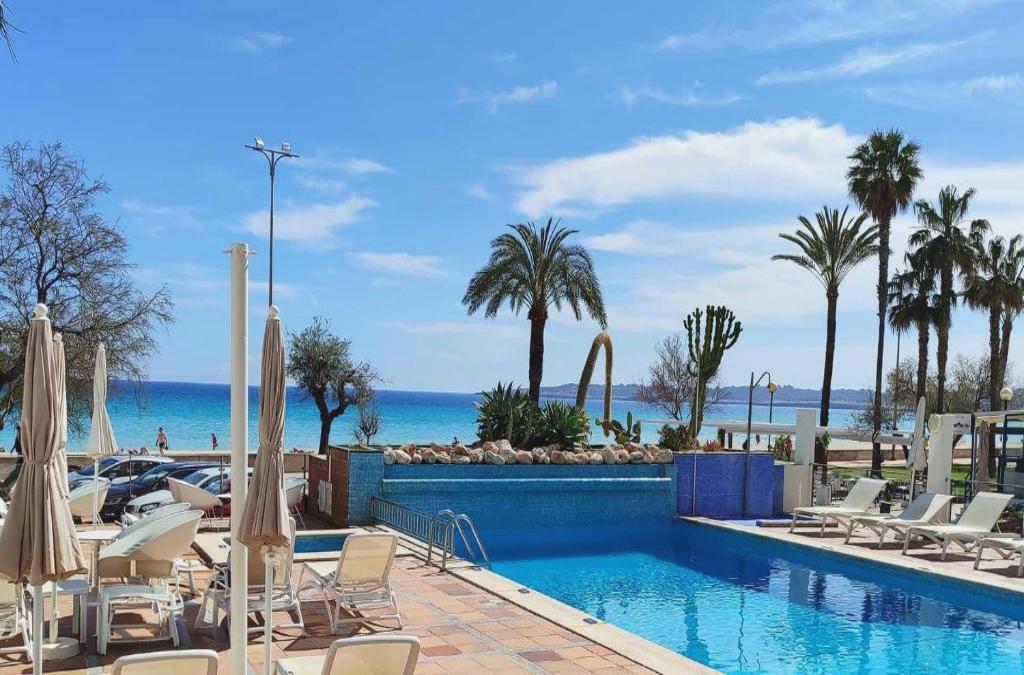 Sunlit days on Mallorca’s finest stretch of sand