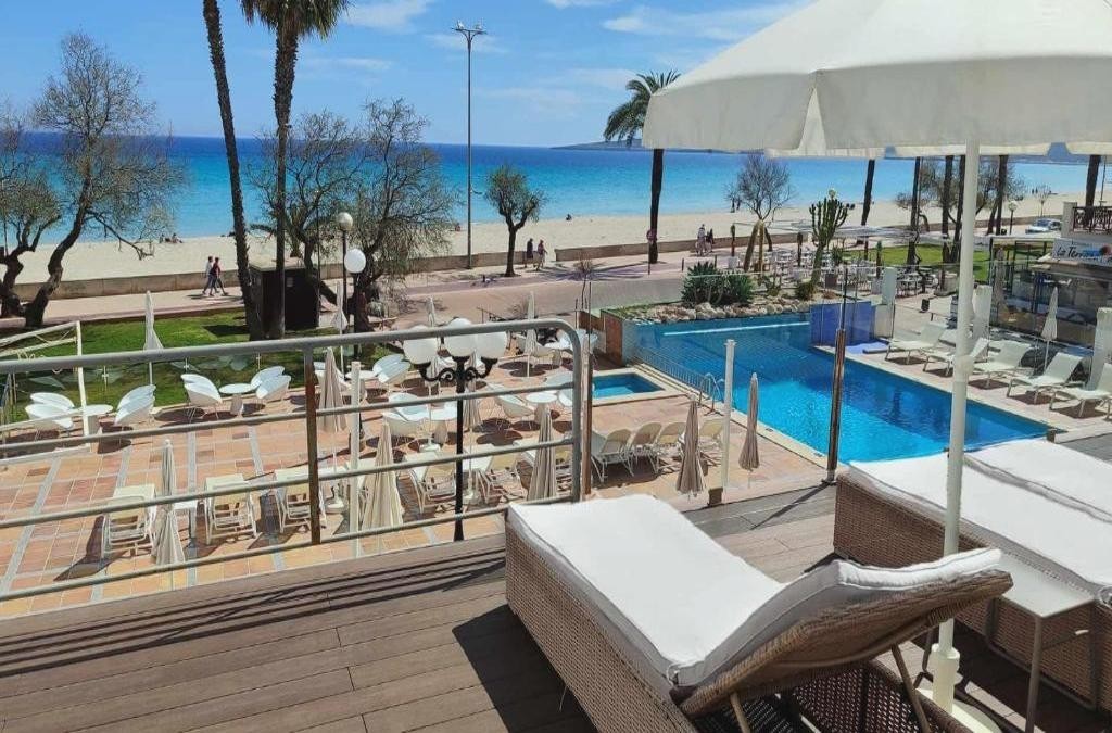 Sunlit days on Mallorca’s finest stretch of sand