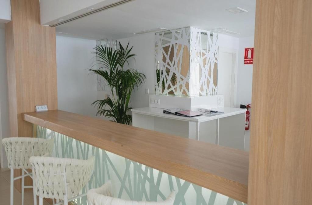 Primera línea de playa en Mallorca en Todo Incluido, ¡todavía queda verano! - BLUESEA Anba Romaní Hotel