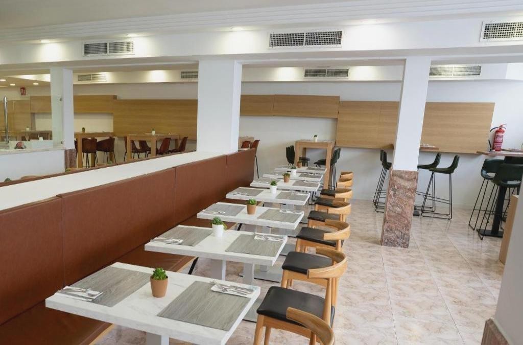 Primera línea de playa en Mallorca en Todo Incluido, ¡todavía queda verano! - BLUESEA Anba Romaní Hotel