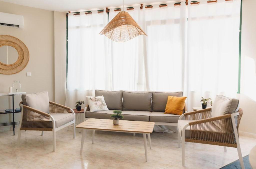 Menorca: Your coastal apartment stay