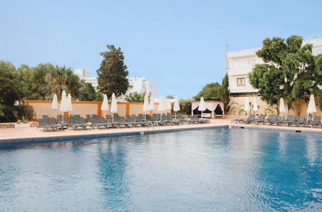 Es Canar: Ibiza’s Authentic Hippy Soul