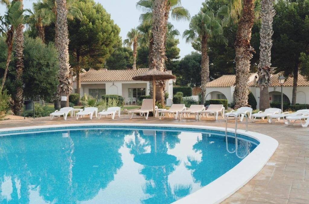 ¡Menorca te espera! Un 4* con toboganes ilimitados y con opción a ferry - BLUESEA Marina Parc