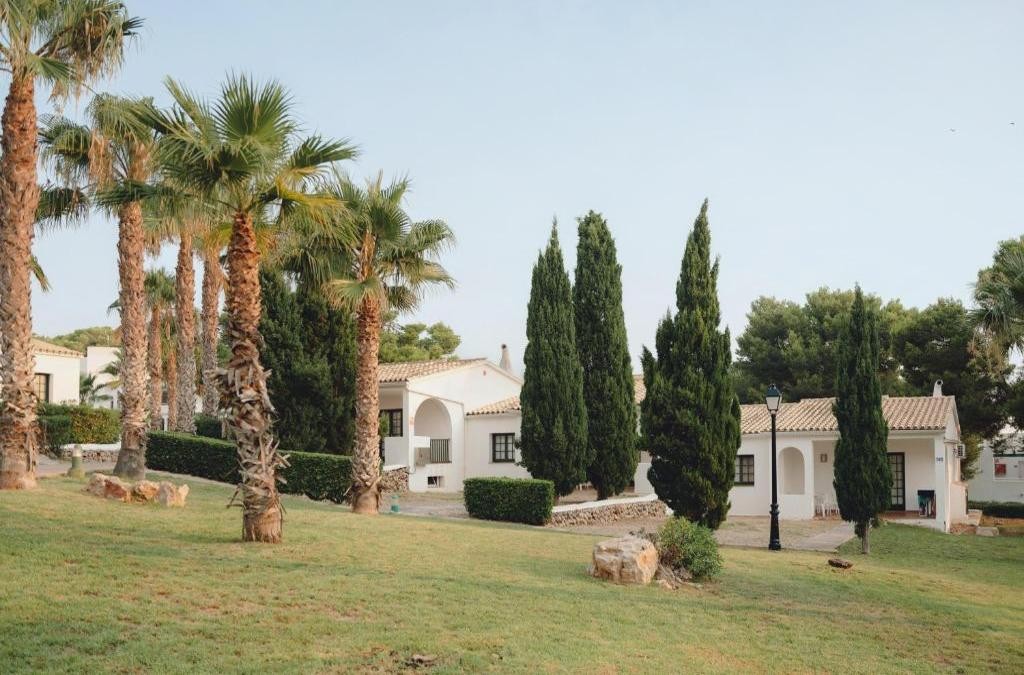 ¡Menorca te espera! Un 4* con toboganes ilimitados y con opción a ferry - BLUESEA Marina Parc