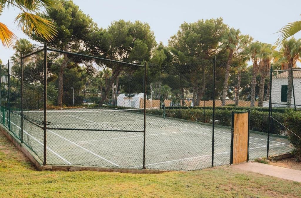¡Menorca te espera! Un 4* con toboganes ilimitados y con opción a ferry - BLUESEA Marina Parc
