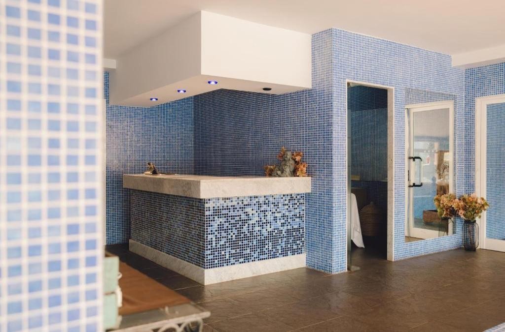 ¡Menorca te espera! Un 4* con toboganes ilimitados y con opción a ferry - BLUESEA Marina Parc
