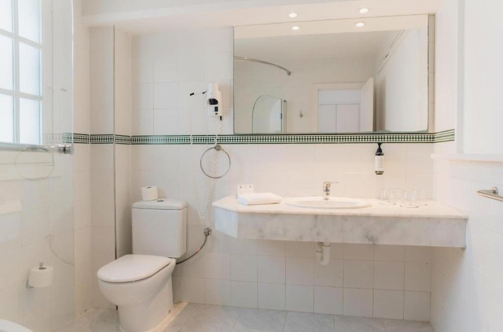 ¡Menorca te espera! Un 4* con toboganes ilimitados y con opción a ferry - BLUESEA Marina Parc