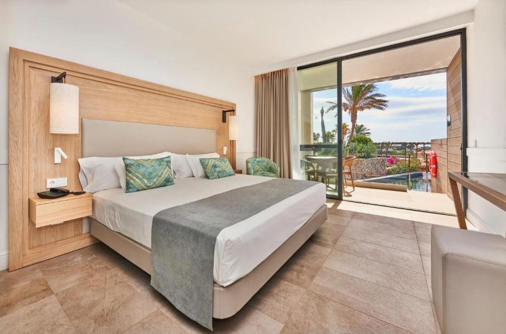 Lujo en Menorca en hotel 5* con TODO INCLUIDO ¡NIÑOS GRATIS!