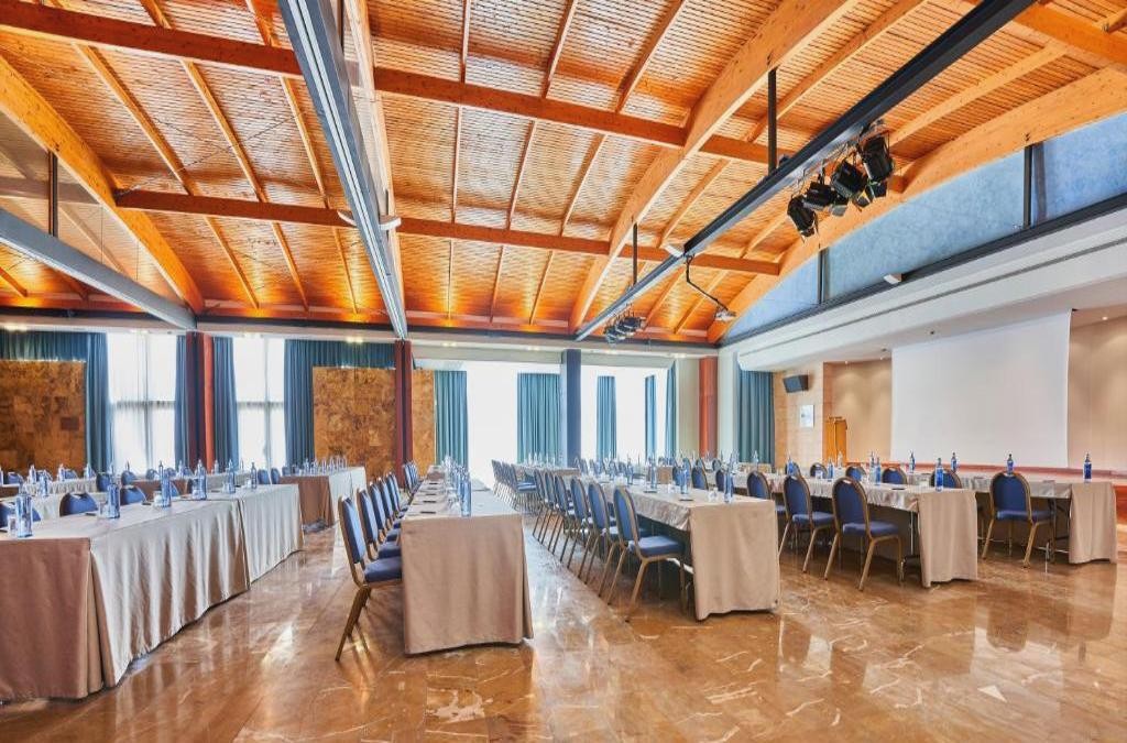 Lujo en Menorca en hotel 5* con TODO INCLUIDO ¡NIÑOS GRATIS! - Insotel Punta Prima Resort & Spa