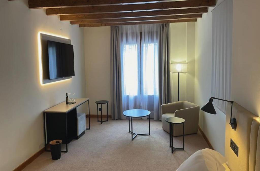 Vivez l’essence de La Rioja : vin, détente et paysages infinis