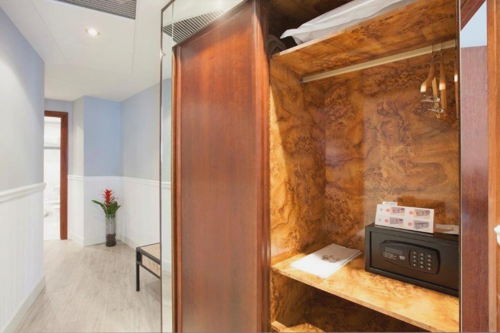 Escapada enológica en Hotel 4* céntrico en Logroño
