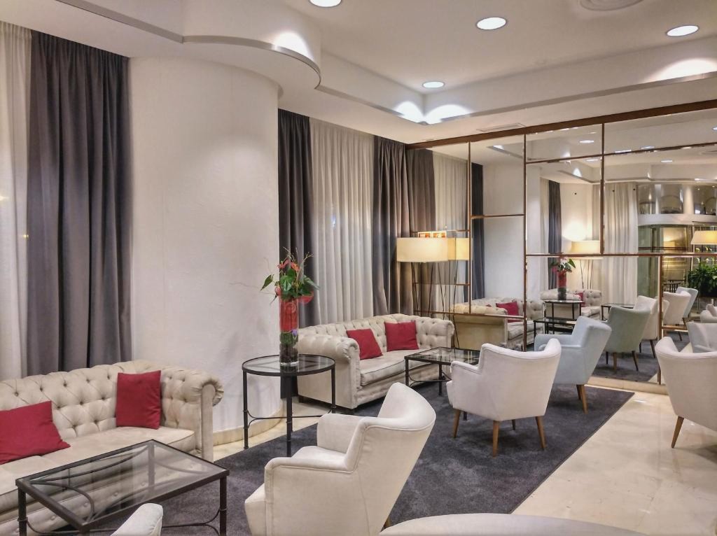 Escapada enológica en Hotel 4* céntrico en Logroño