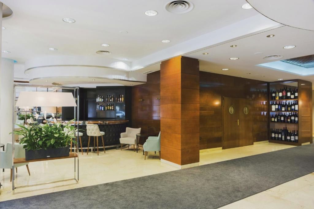 Escapada enológica en Hotel 4* céntrico en Logroño - Hotel Gran Via