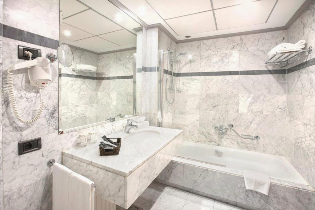 Escapada enológica en Hotel 4* céntrico en Logroño