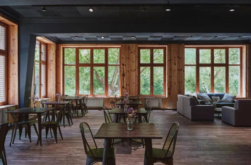Discover Pamplona: modern & cozy hotel