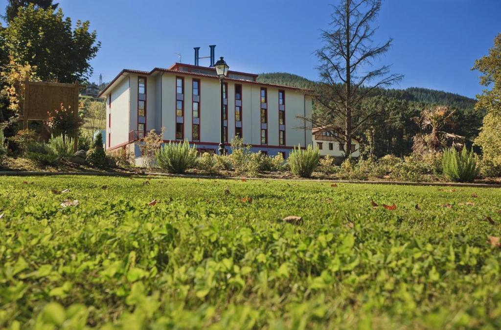 Balneario 3* cerca de Bilbao: tu oasis de relax a un paso de la ciudad - Hotel Balneario de Areatza