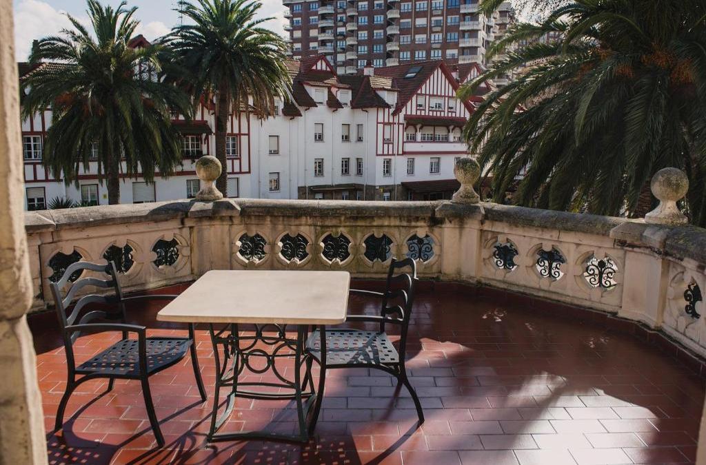Vive tu propio cuento: alójate en un palacio y descubre el museo de Santurtzi - URH Palacio de Oriol