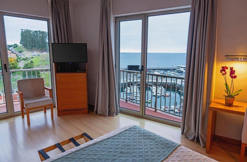 Descubre una verdadera villa marinera en Asturias - Faranda Marsol Candás