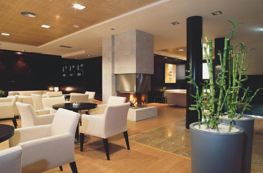 Escápate a Gijón y date el gusto en un hotel con circuito Spa