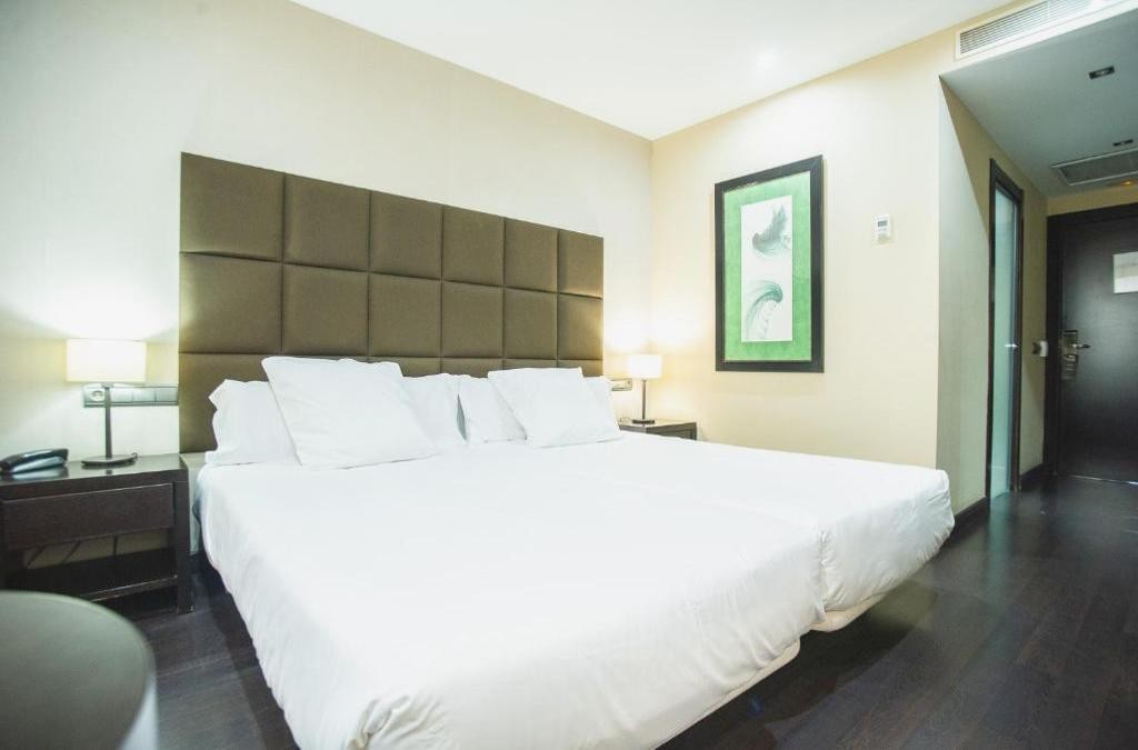 Asturias entre montañas, sidra y relax: 4* con spa incluido - AZZ Asturias Langrehotel