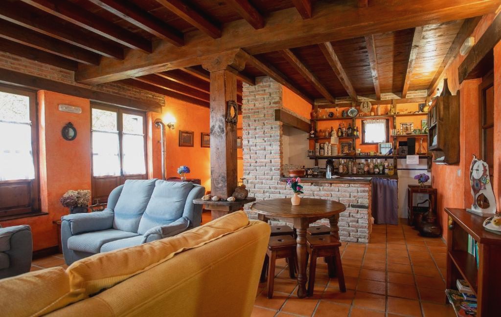 Cena degustación y visita a sidrería alojados en plena naturaleza - Hotel Rural Valleoscuru