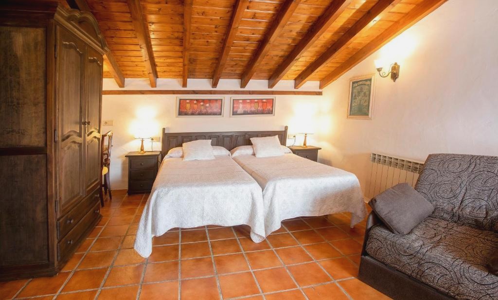 Cena degustación y visita a sidrería alojados en plena naturaleza - Hotel Rural Valleoscuru