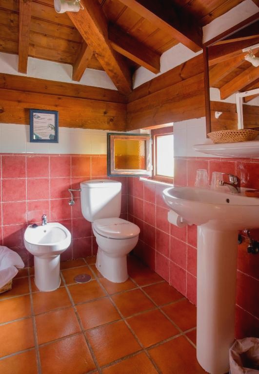 Cena degustación y visita a sidrería alojados en plena naturaleza - Hotel Rural Valleoscuru