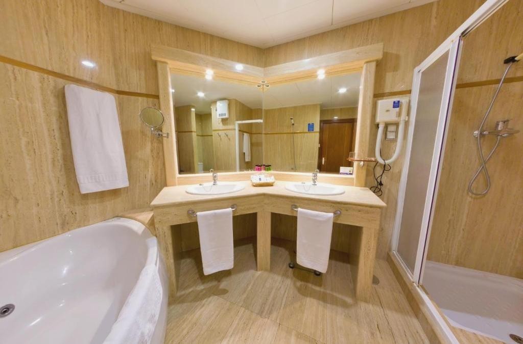 Disfruta del Mar Menor en hotel 4* - Hotel Traíña
