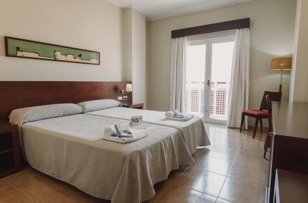 Disfruta del Mar Menor en hotel 4* - Hotel Traíña