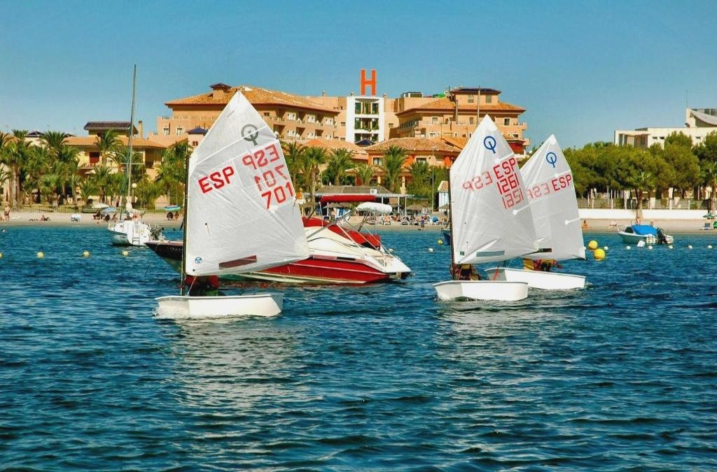 Semana Santa y más en primera línea del Mar Menor (Murcia) - Hotel Monarque Costa Narejos