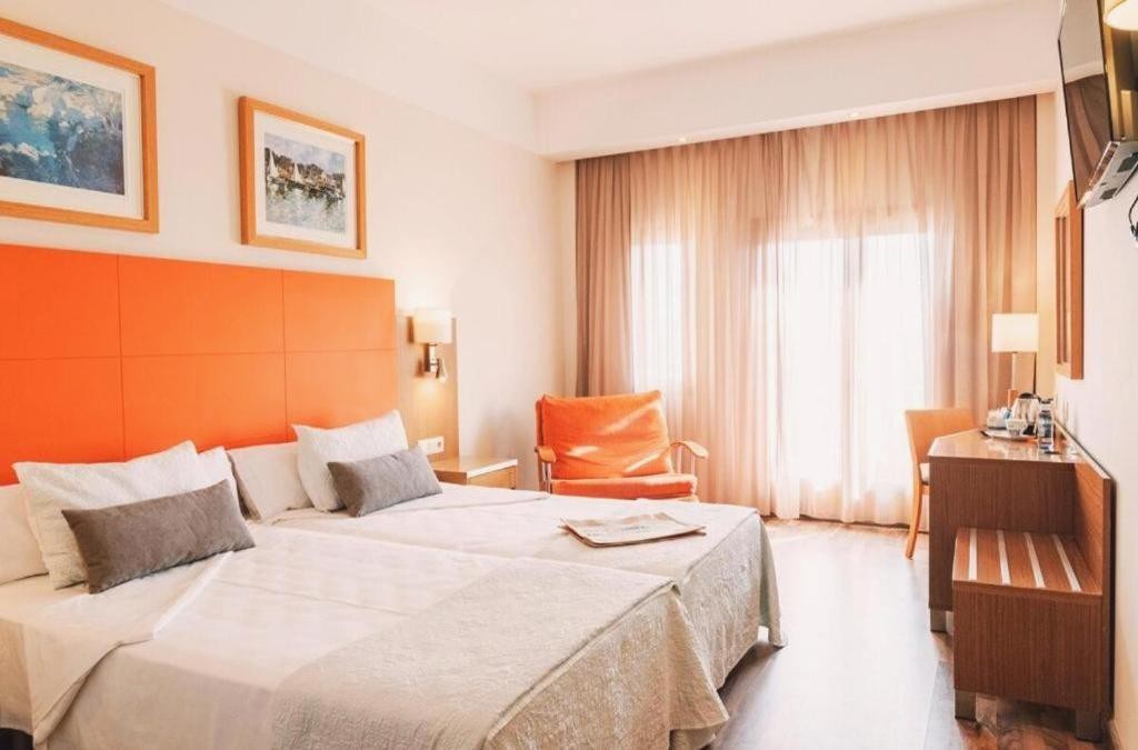 Semana Santa y más en primera línea del Mar Menor (Murcia) - Hotel Monarque Costa Narejos