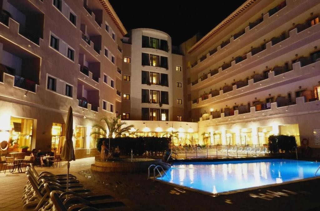 Semana Santa y más en primera línea del Mar Menor (Murcia) - Hotel Monarque Costa Narejos