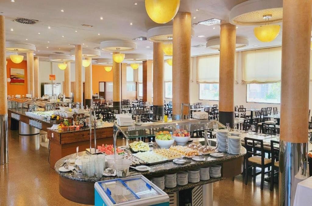 Semana Santa y más en primera línea del Mar Menor (Murcia) - Hotel Monarque Costa Narejos