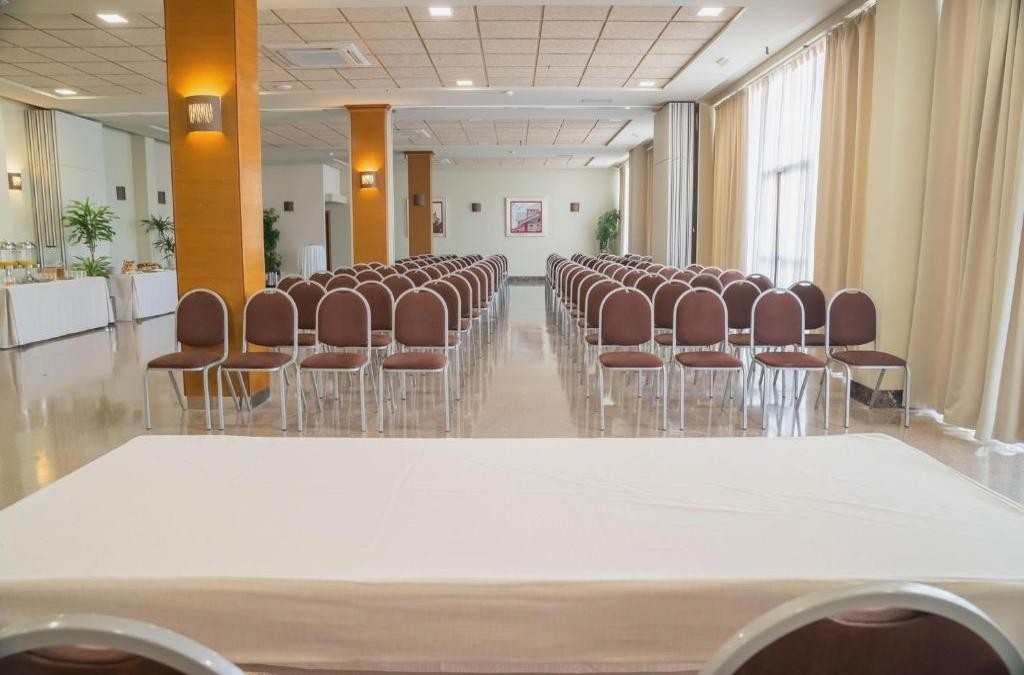 Semana Santa y más en primera línea del Mar Menor (Murcia) - Hotel Monarque Costa Narejos
