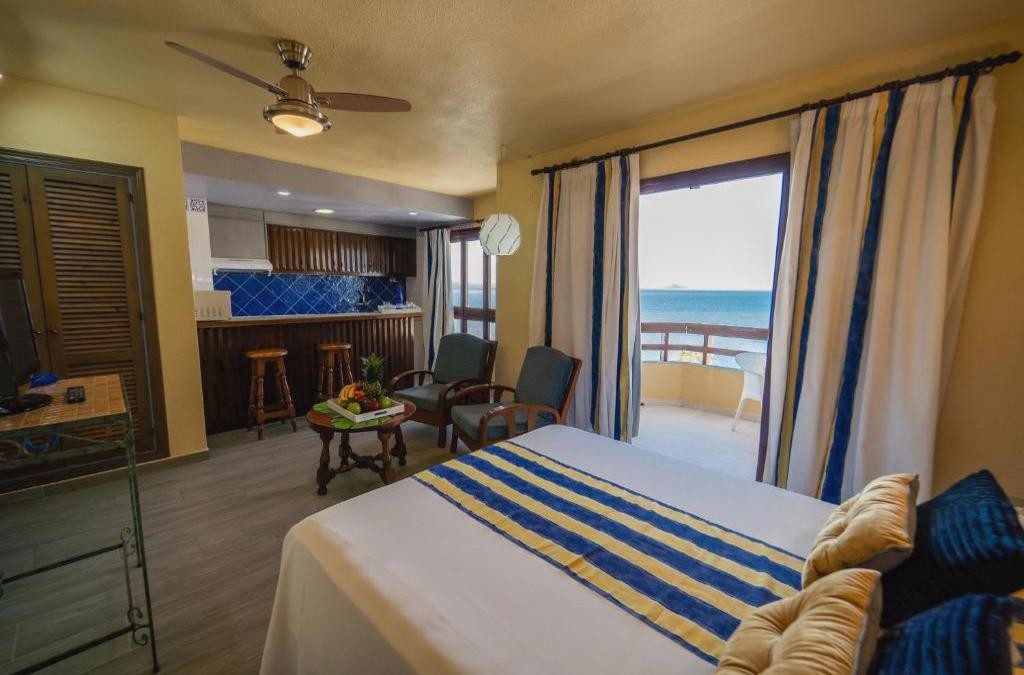 ¡Dos mares, un solo destino! Escápate a La Manga del Mar Menor - Aparthotel Londres