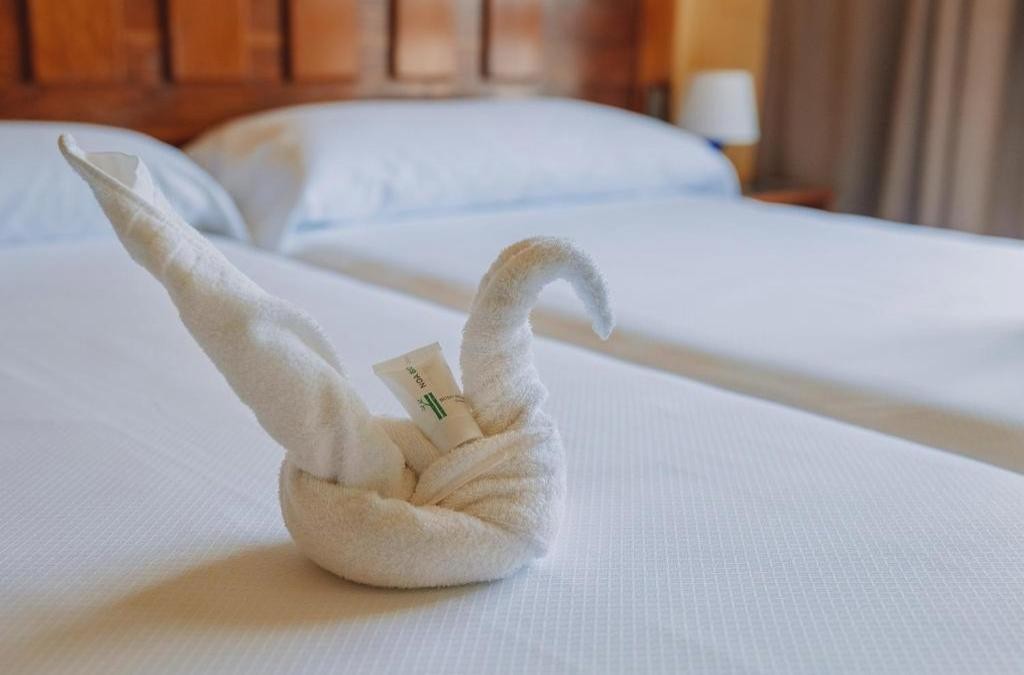 ¡Dos mares, un solo destino! Escápate a La Manga del Mar Menor - Aparthotel Londres