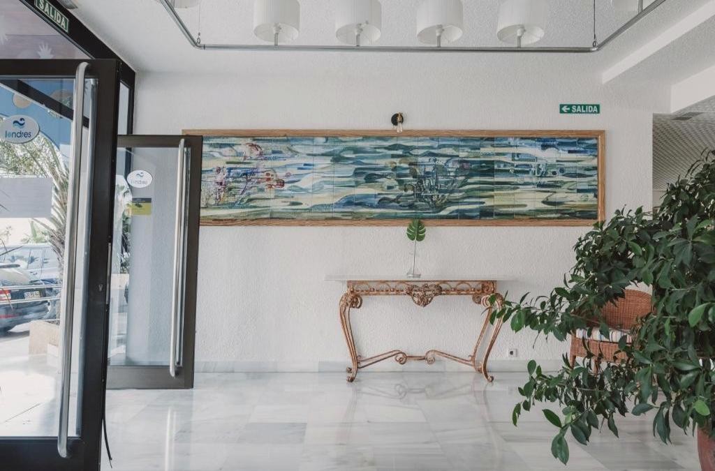 ¡Dos mares, un solo destino! Escápate a La Manga del Mar Menor - Aparthotel Londres
