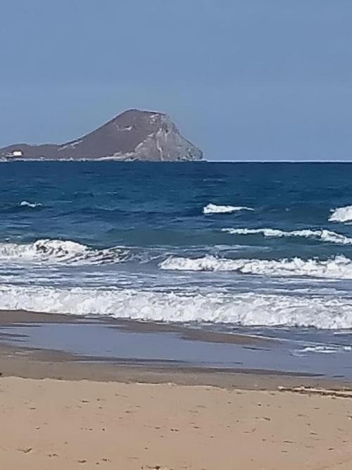 ¡Dos mares, un solo destino! Escápate a La Manga del Mar Menor - Aparthotel Londres