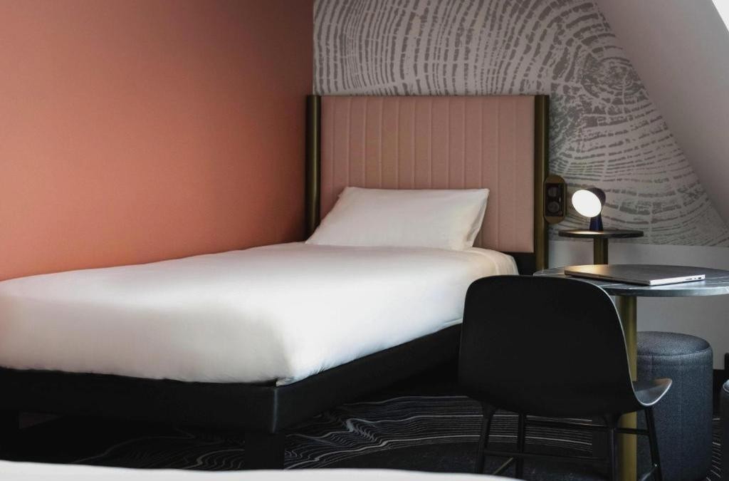 ¡París, la ciudad del amor! ¿Te vienes a descubrirla? - Hôtel Ibis Styles Paris Porte De Versailles Mairie d'Issy