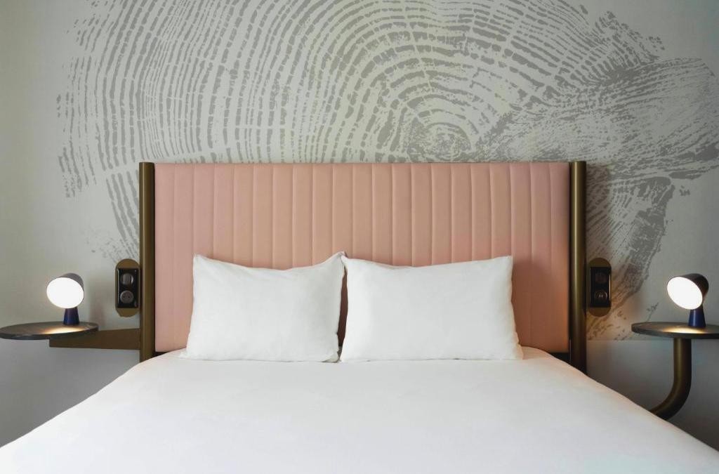 ¡París, la ciudad del amor! ¿Te vienes a descubrirla? - Hôtel Ibis Styles Paris Porte De Versailles Mairie d'Issy