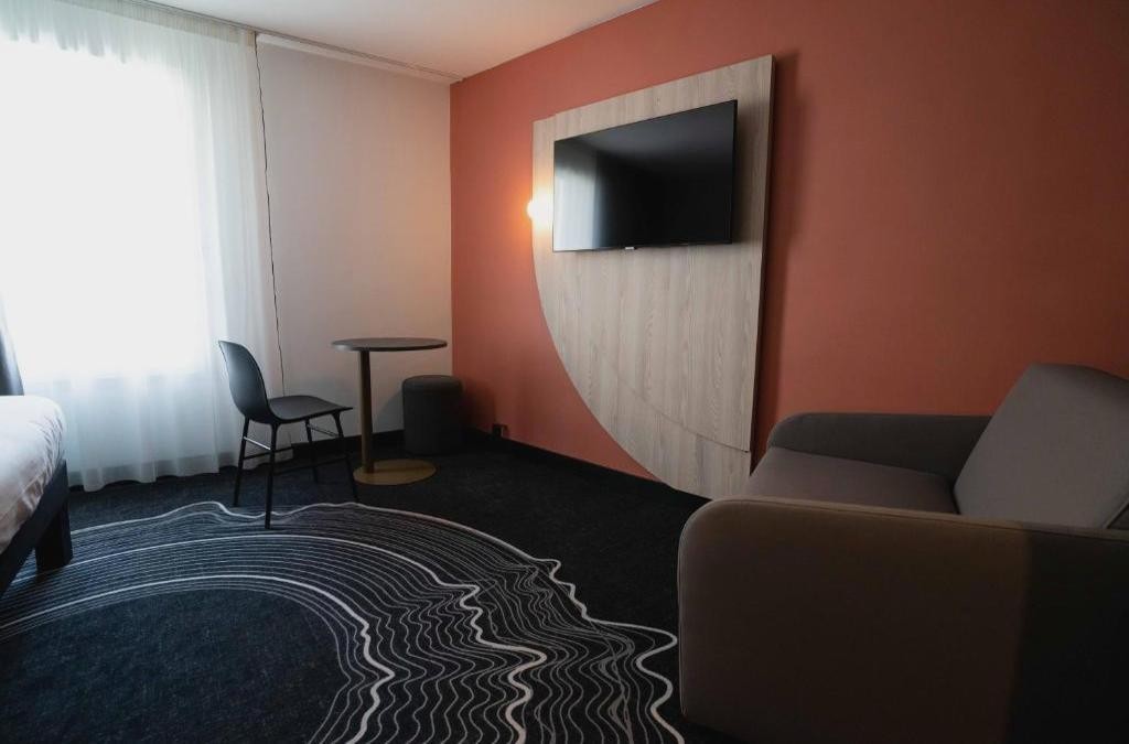 ¡París, la ciudad del amor! ¿Te vienes a descubrirla? - Hôtel Ibis Styles Paris Porte De Versailles Mairie d'Issy