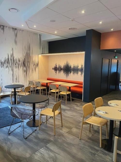 ¡París, la ciudad del amor! ¿Te vienes a descubrirla? - Hôtel Ibis Styles Paris Porte De Versailles Mairie d'Issy