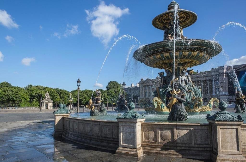 ¡París, la ciudad del amor! ¿Te vienes a descubrirla? - Hôtel Ibis Styles Paris Porte De Versailles Mairie d'Issy