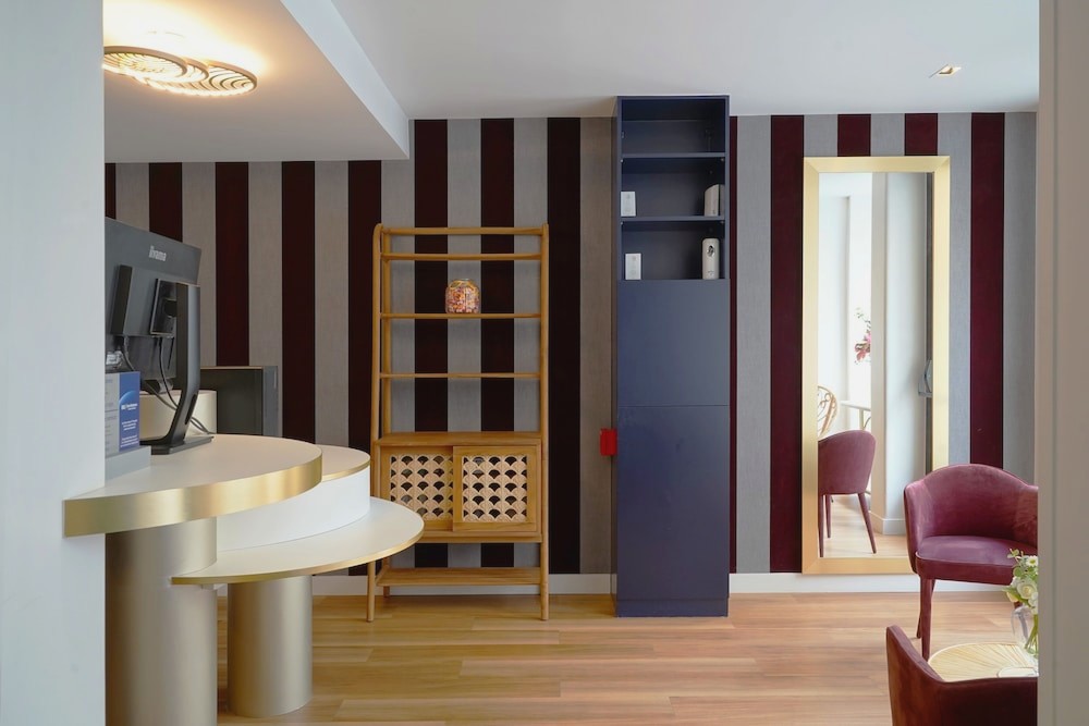 Best Western Hotel Le Montmartre Saint-Pierre