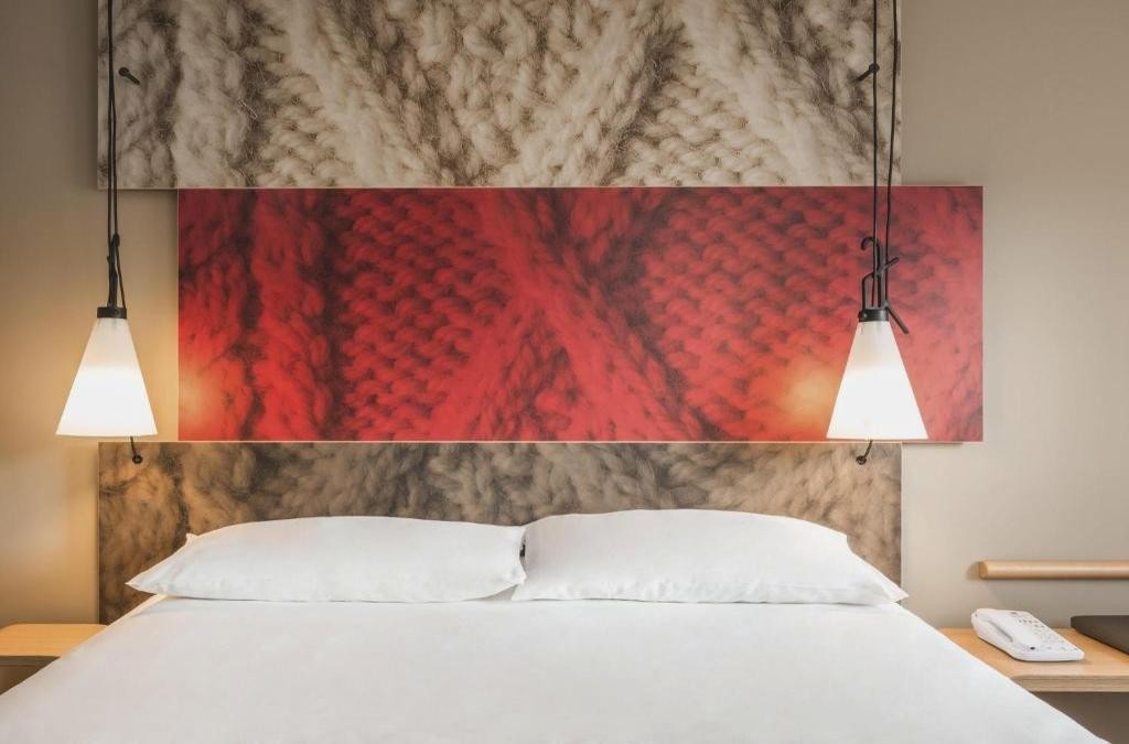 Amanece entre murallas: tu próxima aventura histórica en Carcasona - Hôtel ibis Carcassonne Est La Cité