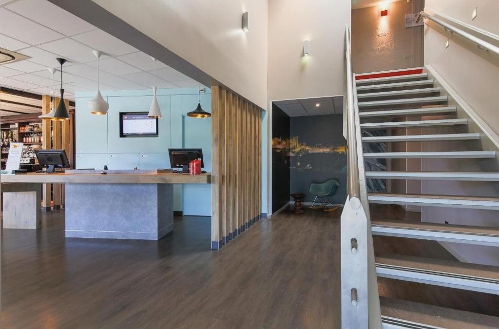 Amanece entre murallas: tu próxima aventura histórica en Carcasona - Hôtel ibis Carcassonne Est La Cité